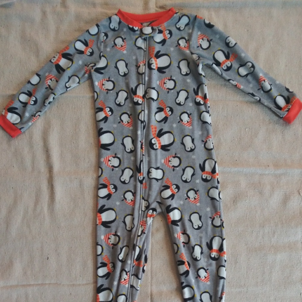 Carter's Penguin Print Sleeper - Size 5T
